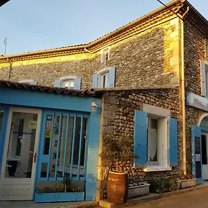  Hotel Les Voyageurs
